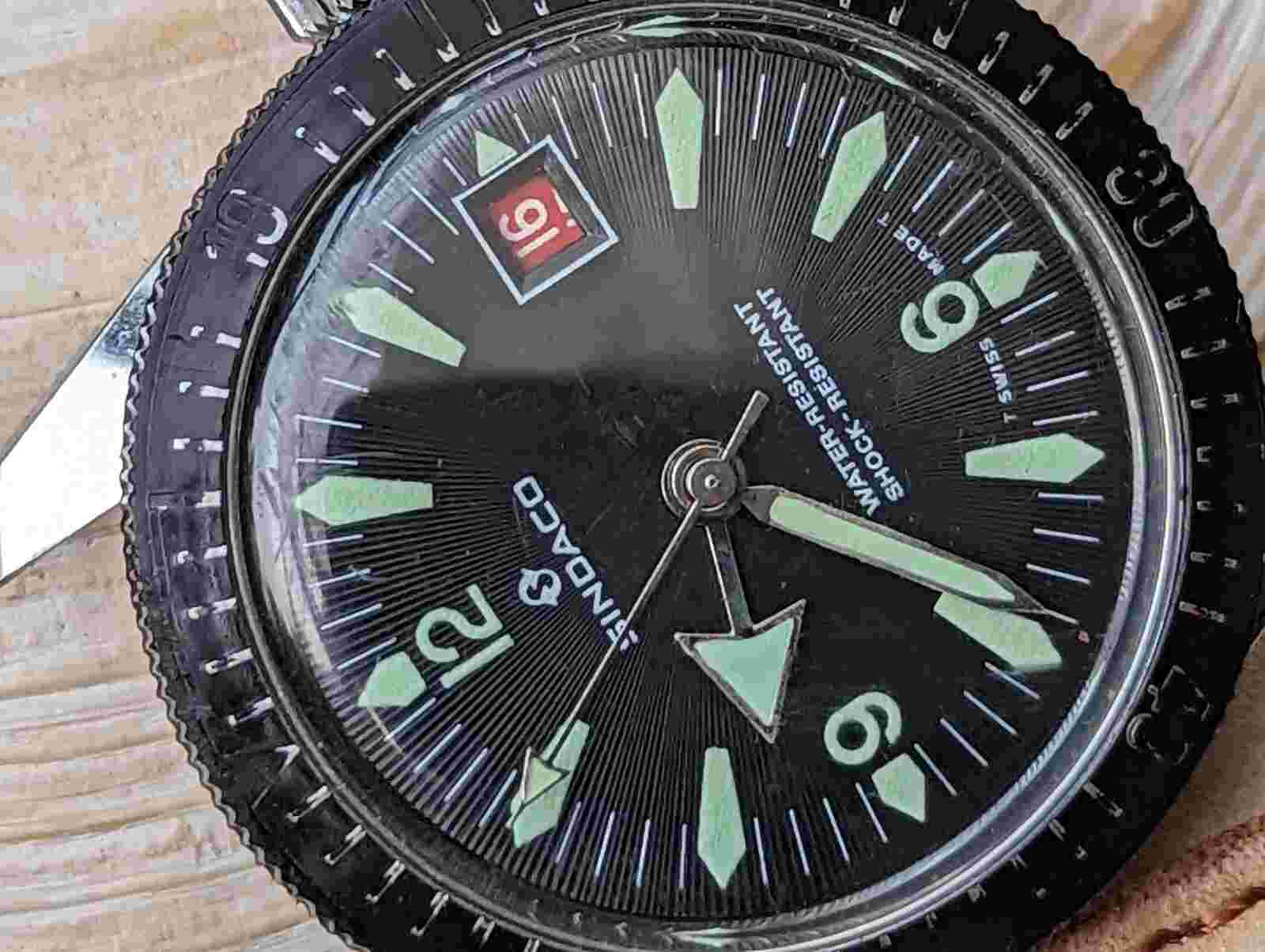 Vintage 1970's Sindaco Diver w/Pristine Dial,Warm Patina,EB 8810 Mvmt RUNS SLOW