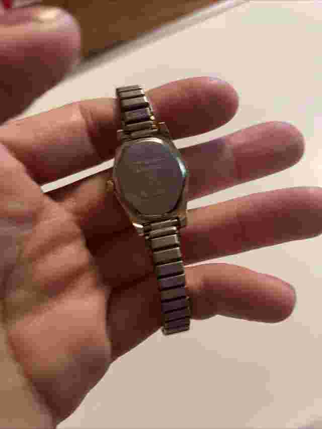 elements quartz watch
