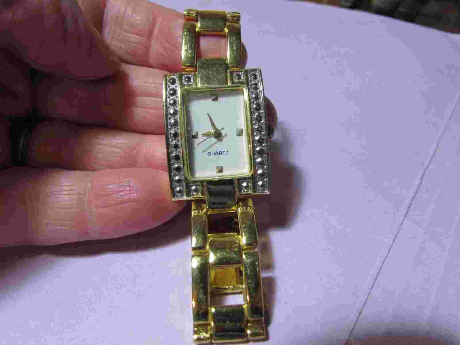 HABAND Quartz watch goldtone stainless steel back wristwatch - needs battery