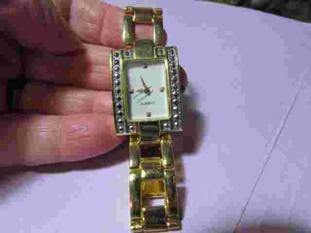 HABAND Quartz watch goldtone stainless steel back wristwatch - needs battery
