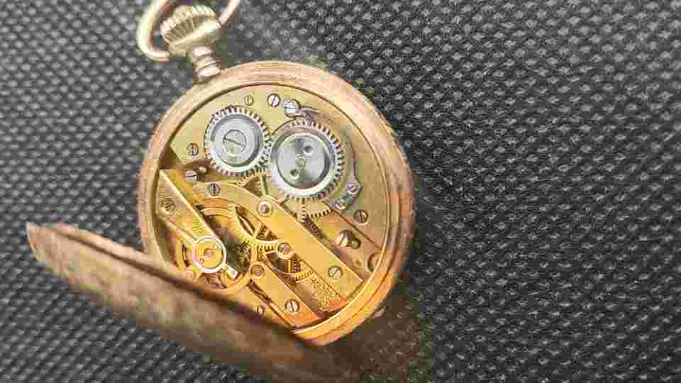 Rare Vintage 14K Solid Gold BOREL NEUCHATEL Pocket Watch _521