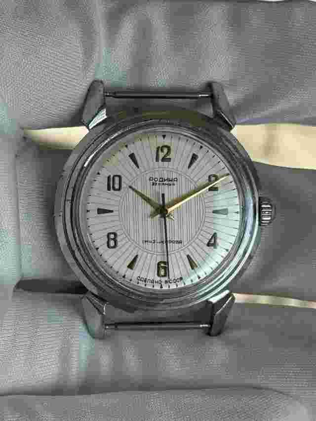 USSR Soviet Vintage Russian RODINA Motherland Watch 1MChZ Mechanical Automatic
