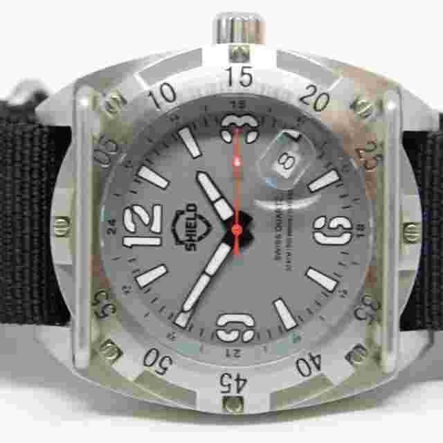 Massive Heavy SHIELD BUBBLEBACK WR 500M Nylon Quartz Men's Watch New Battery