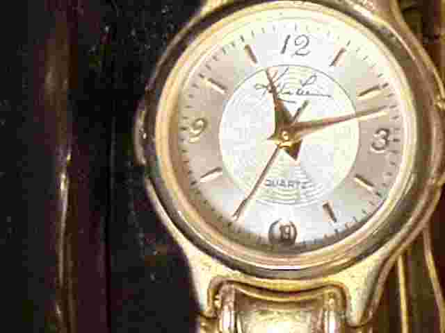 KATHIE LEE WATCH WITH DATE