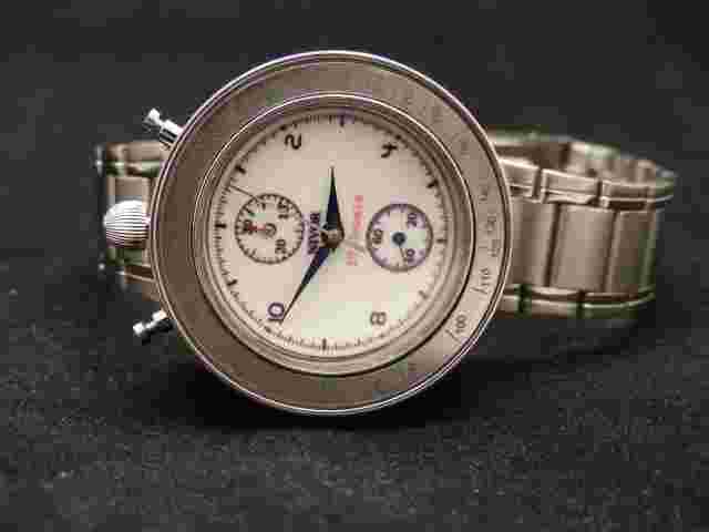 Rear NIVOR Bullhead Watch chronograph landeron 48 movement vintage