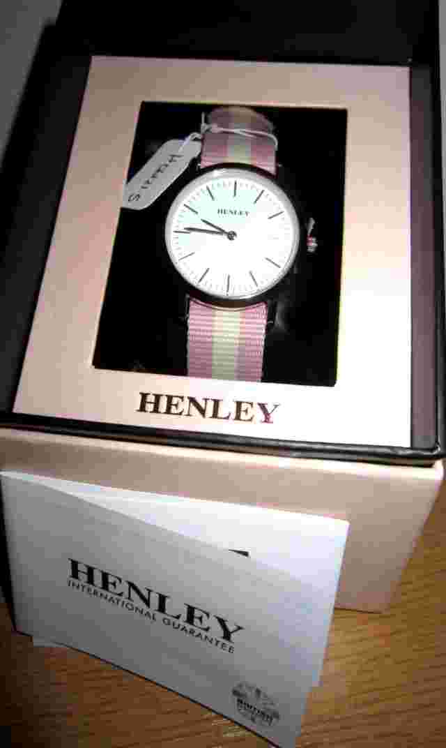HENLEY ~ PINK/WHITE ~ LADIES WATCH ~ NEW/OLD STOCK