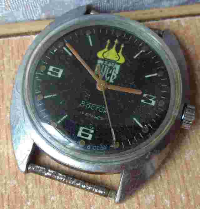 RARE Vintage WATCH 15 JEWEL Men's Wostok black dial USSR soviet СССР Rus