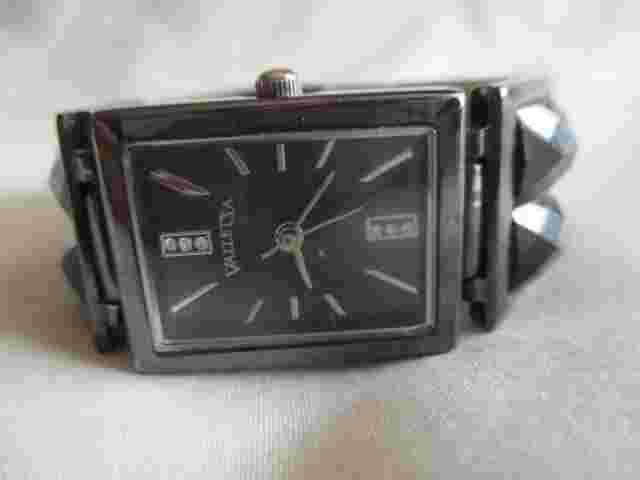 Valletta Analog Wristwatch