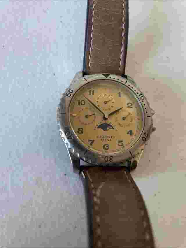 Geoffrey Beene Mens Watch brand w/ Leather Band #241-4P31 needs battery