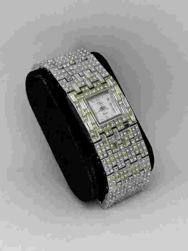 Suzanne Somers Ladies Rhinestone Bracelet Quartz Watch ~ B1302 ~ New Battery