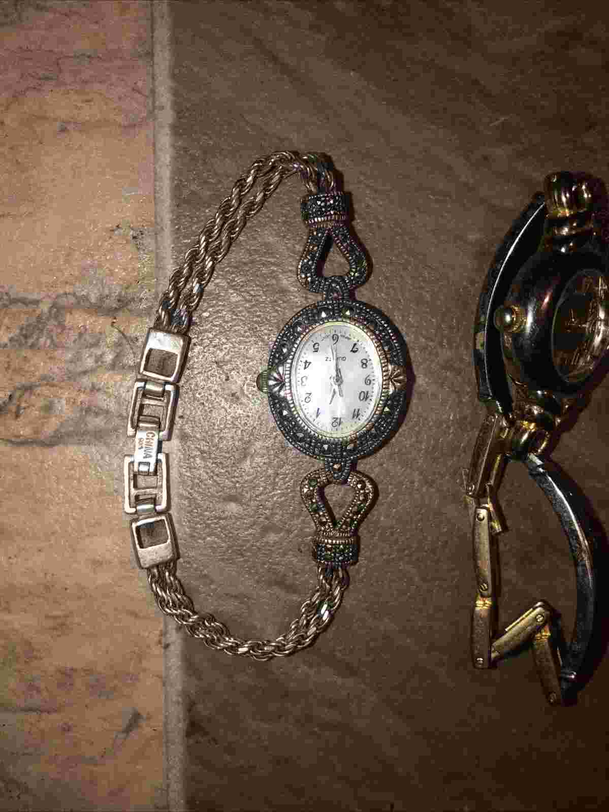 Vintage!! Lot Of 4 Women’s Watches Bracelet Wrangler And Japan