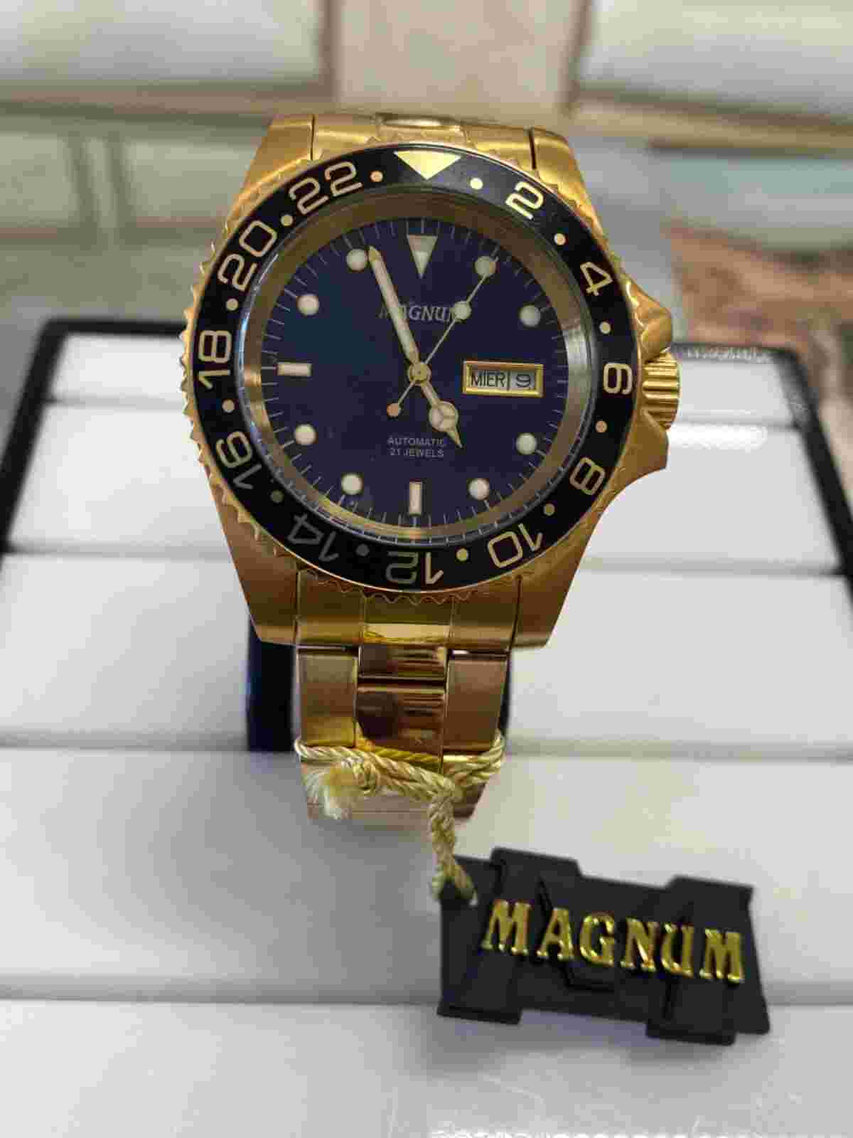 NEW Magnum Gold Tone Stainless Steel Quartz Analog Watch  CASE SIZE 43.00 MM