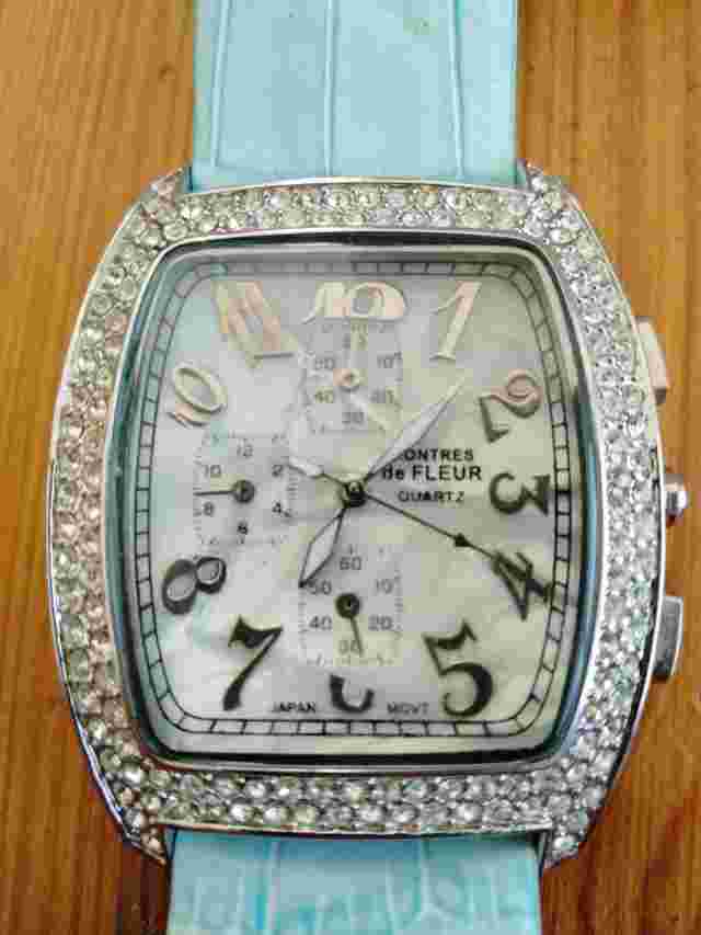 Montres De Fleur Quartz Ladies Watch