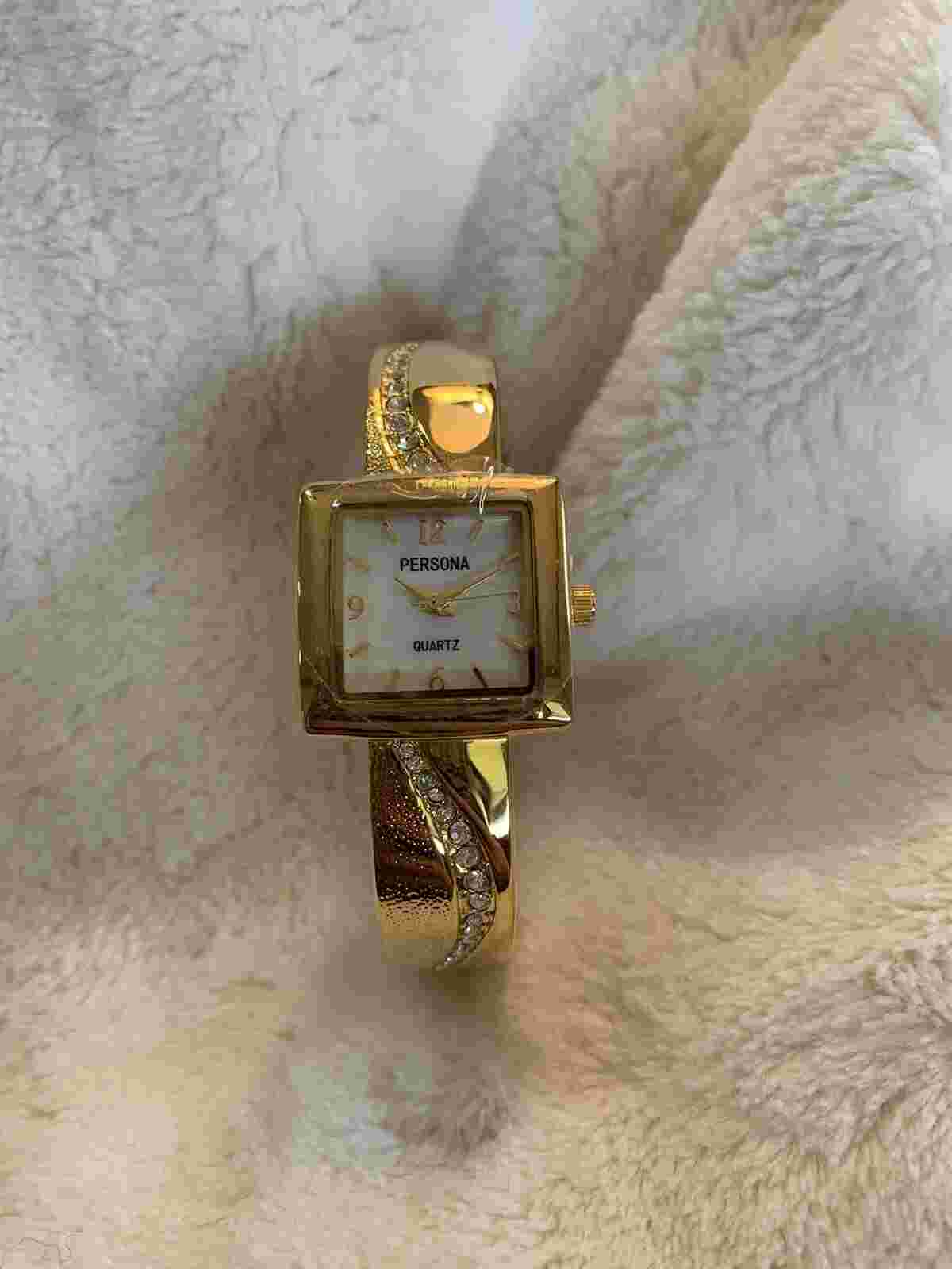 NEW Persona Gold Quartz Ladies Bangle Watch