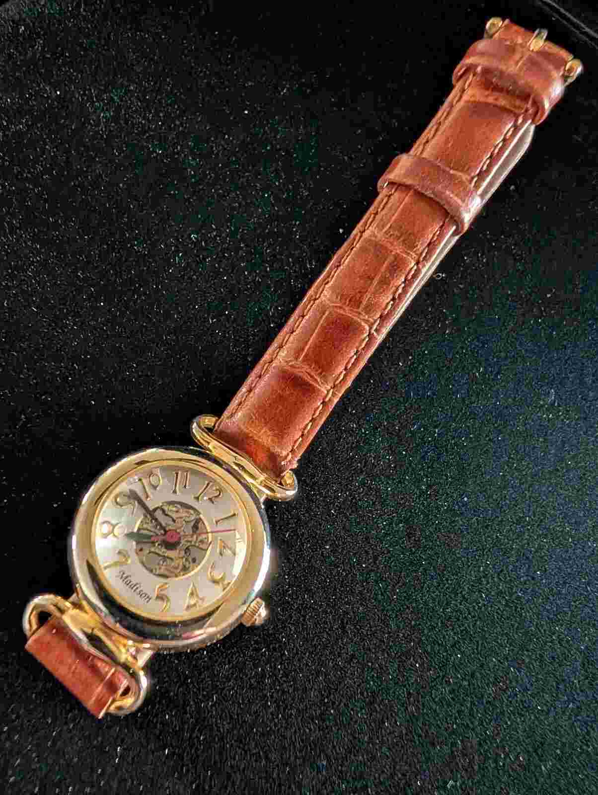 Vintage Madison Ladies Leather, Water Resistant Watch