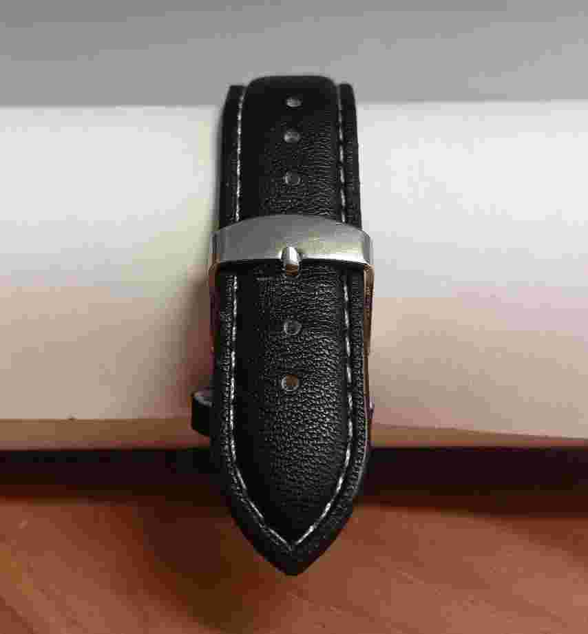 New Mens Migeer Quartz Sports Wrist Watch Needs Battery Sealed