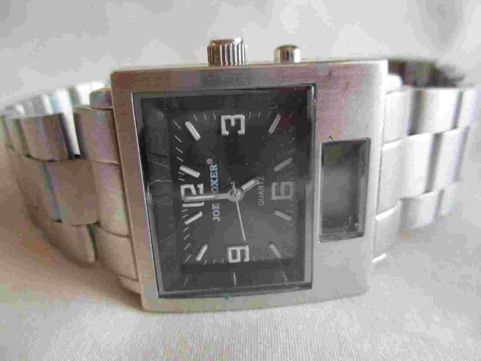 Joe Boxer Analog Digital Wristwatch with Quartz Movement