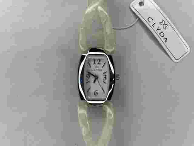 Clyda Women’s watch Pearlescent