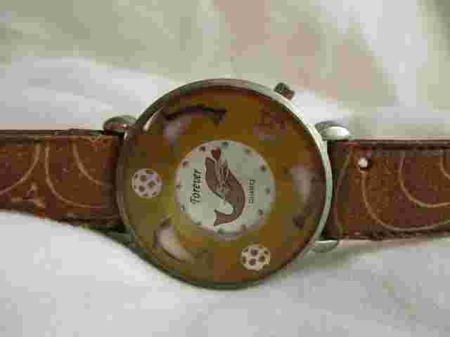 Forever Analog Wristwatch with a Buckle Band and Quartz Movement