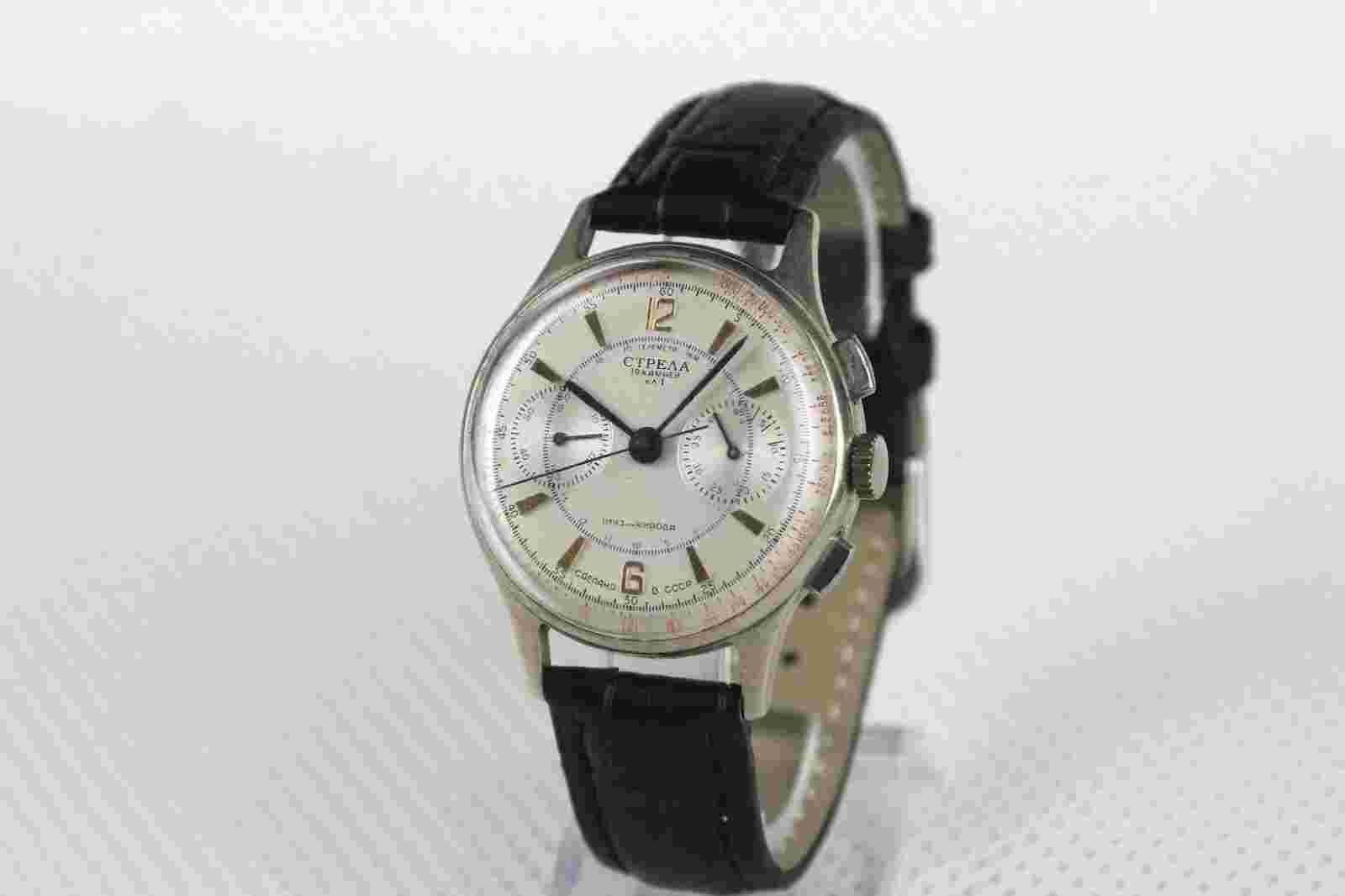 Soviet vintage men's mechanical wristwatch  Chronograph STRELA (1 MCHZ Kirov)