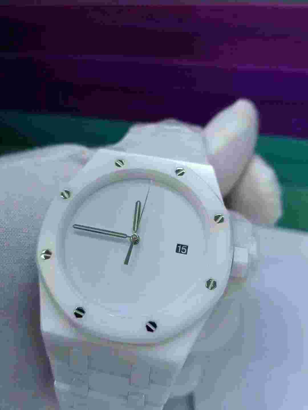 Freight free modified pure white ceramic sports mechanical watch
