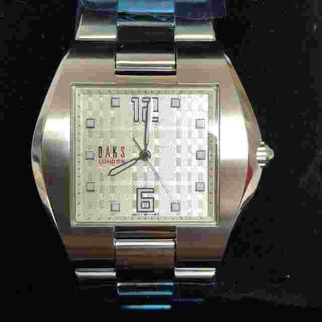 Daks Quartz Watch Wr0071Vk White Dial