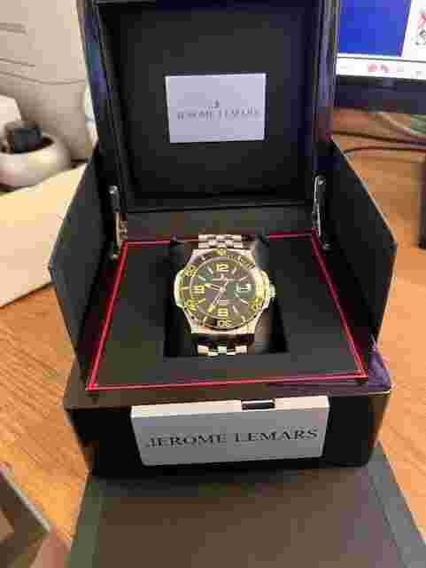 Jerome Lemars Men's Watch Black Dial with Silver Bracelet