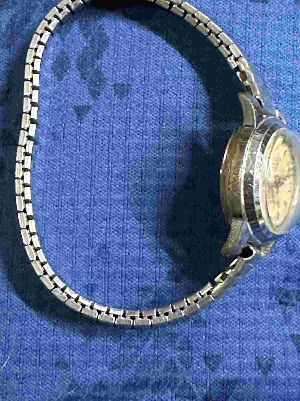 Vintage Ladies MEPA INCABLOC 17 Jewels Silver Tone Mechanical Watch WORKS GREAT!
