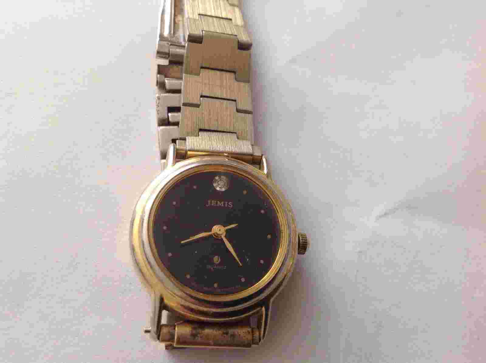 vtg Jems Black Womans Stainless Steel Gold Black Dial Quartz Battery Watch
