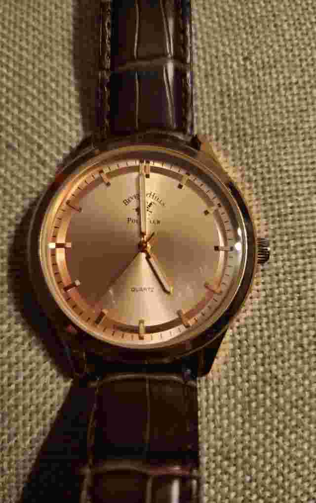 MENS BEVERLEY  HILLS Polo Club  Gold Watch  52961 PreOwned