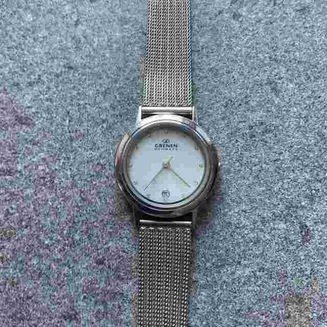 Beautiful Grenen Womens Watch 28mm Stainless Steel Case & Band MOP Dial A15