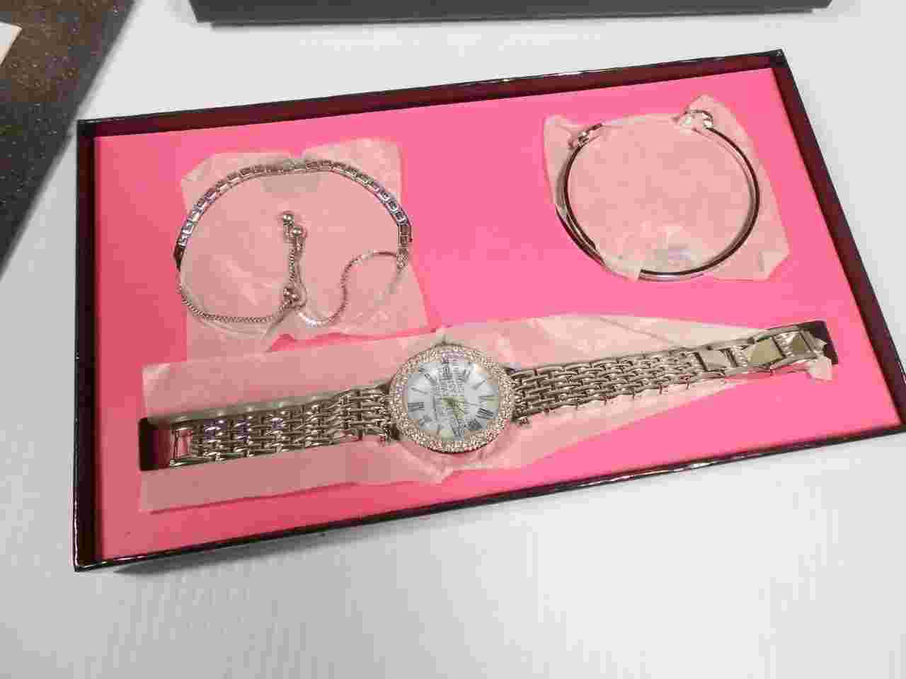 NIB Isaac Mizrahi Live! 3-Piece Jeweled Watch w/Cuff & Bracelet Set Silvertone