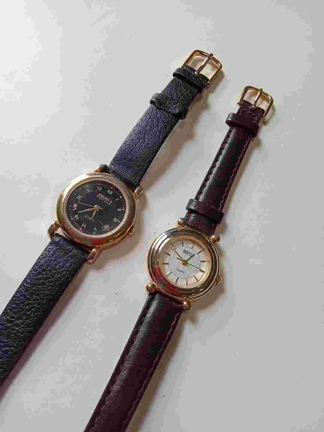 America Perry Ellis Gold Tone Vintage Wristwatch Lot Of 2 - Untested - G25