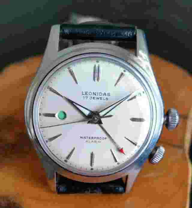 Awesome ! Vintage Leonidas  Alarm 17 Jewel Men's  Wristwatch  Stainless Steel.