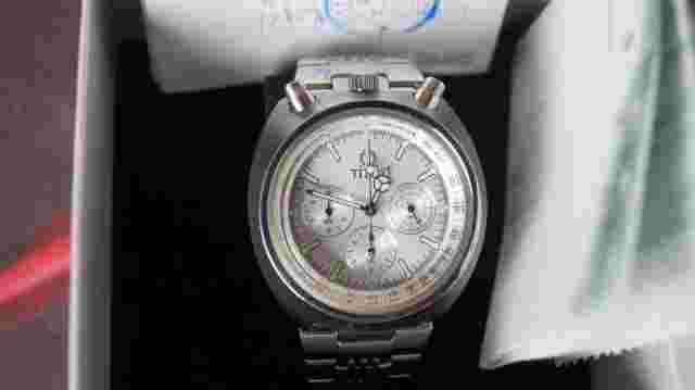 Solvil et Titus bullhead chronograph quartz watch case 41mm 06-0407-001 silver