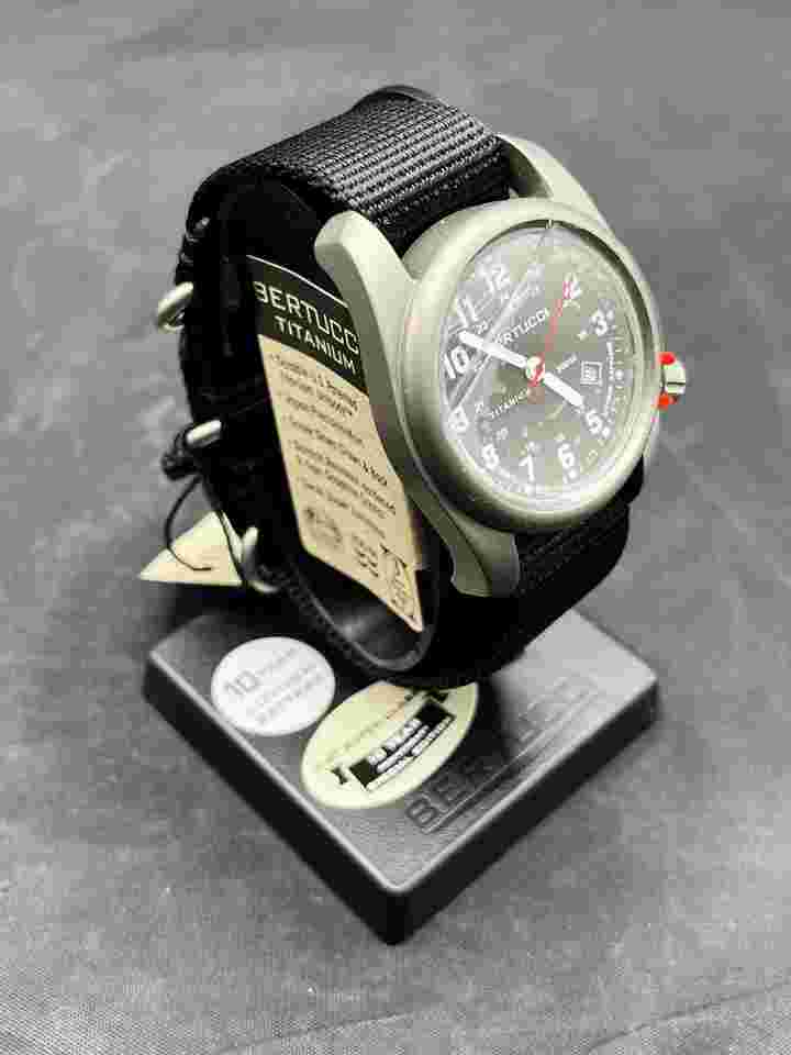 Bertucci A-2T Original Classic Mens Quartz Watch Black Dial Titanium Case *1