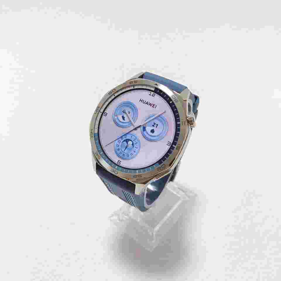 Huawei Watch GT5 Golf Smartwatch GPS Real-Time Tracking New