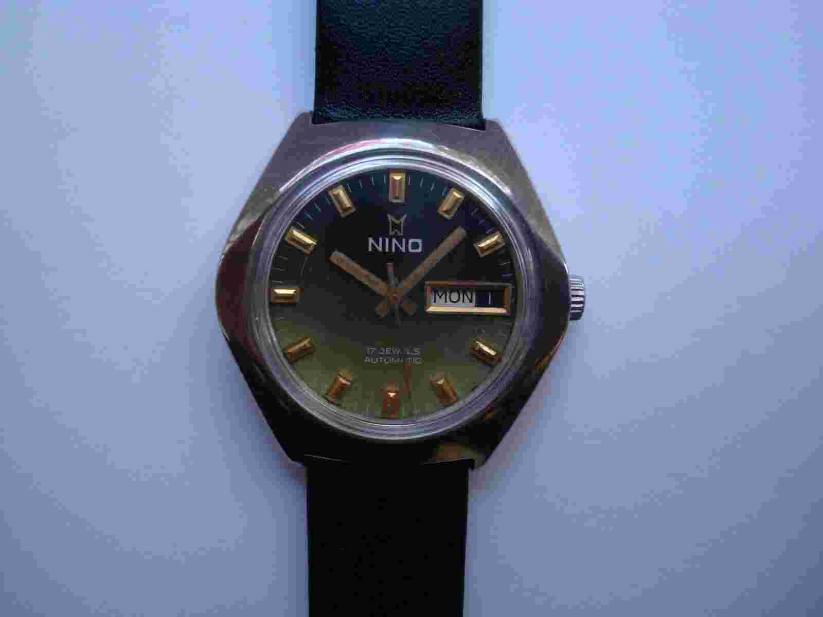 NINO MENS Automatic Watch 17j. Green Dial Day Date Quick Set New Band Swiss Runs
