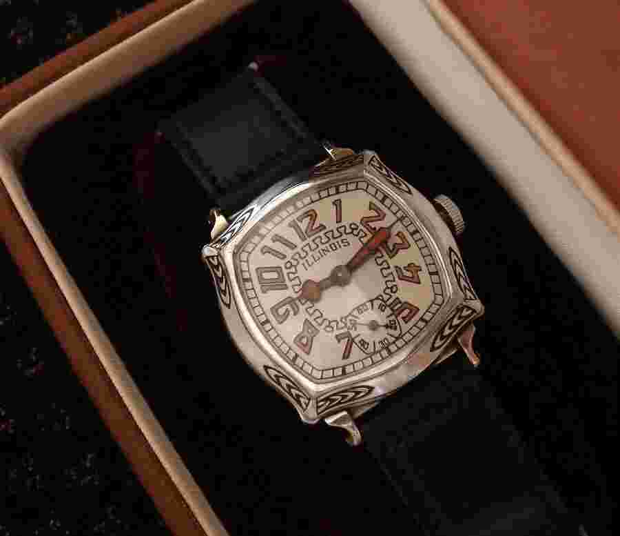 Men's Rare & Desirable 1929 Illinois Jolly Roger Watch w/Period Box - SERVICED!