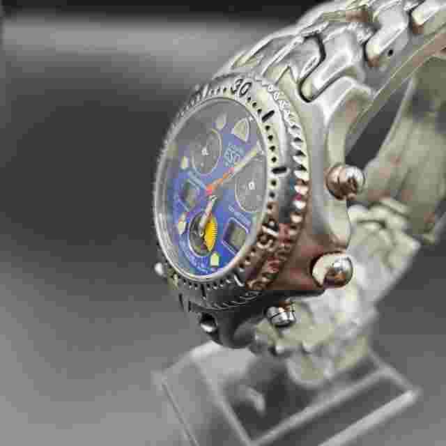 RARE ESQ MOVADO 9500 SIX ANALOG DIGITAL WATCH VGC. MULTO COLOR DIAL 4 COILS S/S