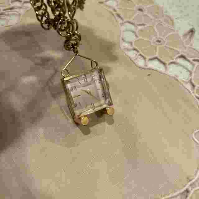 RARE BEAUTIFUL BELFORTE 7 Jewels Lucite Cube Watch Pendant Charm Chain Bracelet