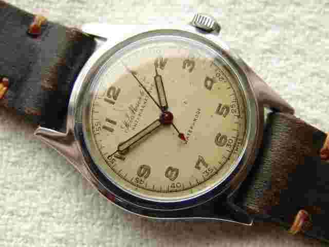 MEN"S WWII PERIOD VINTAGE H.MOSER & Cie MILITARY WRISTWATCH GOOD CONDITION