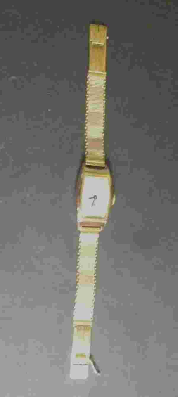 Soviet Russian(USSR)very Rare Gold Ledies watch "ZWEZDA(STAR)"with Gold bracelet