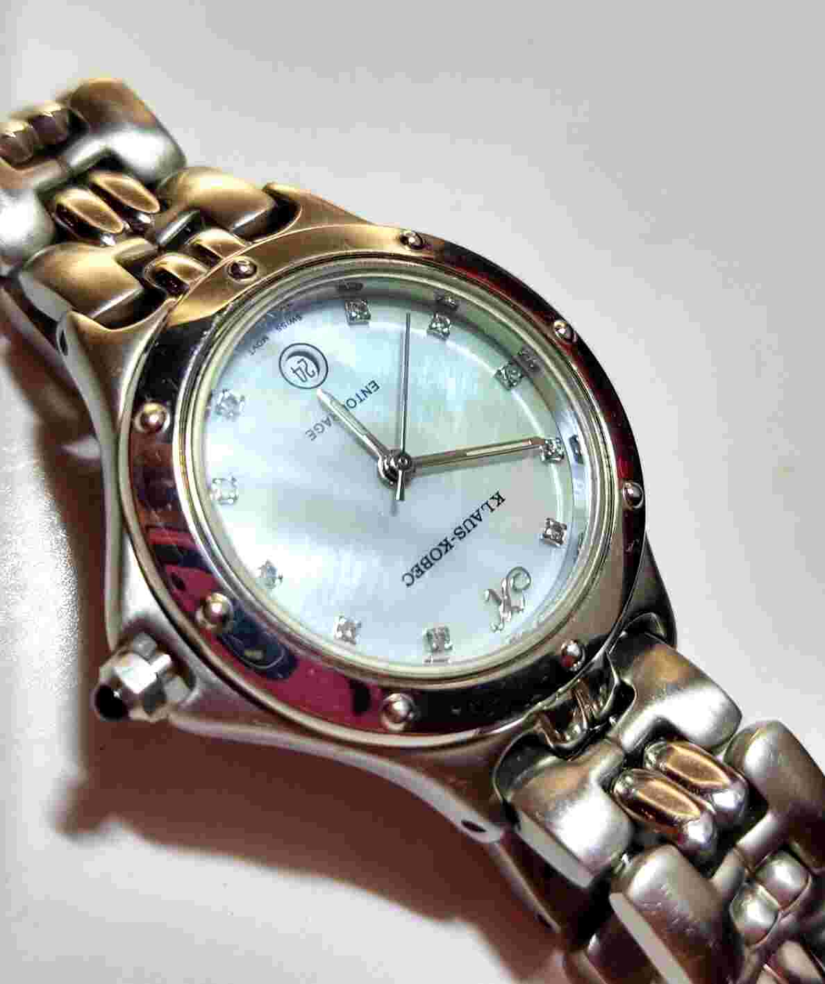 Klaus Kobec Entourage Watch Date Indicator SwissMade Mother Of Pearl 10 Diamonds