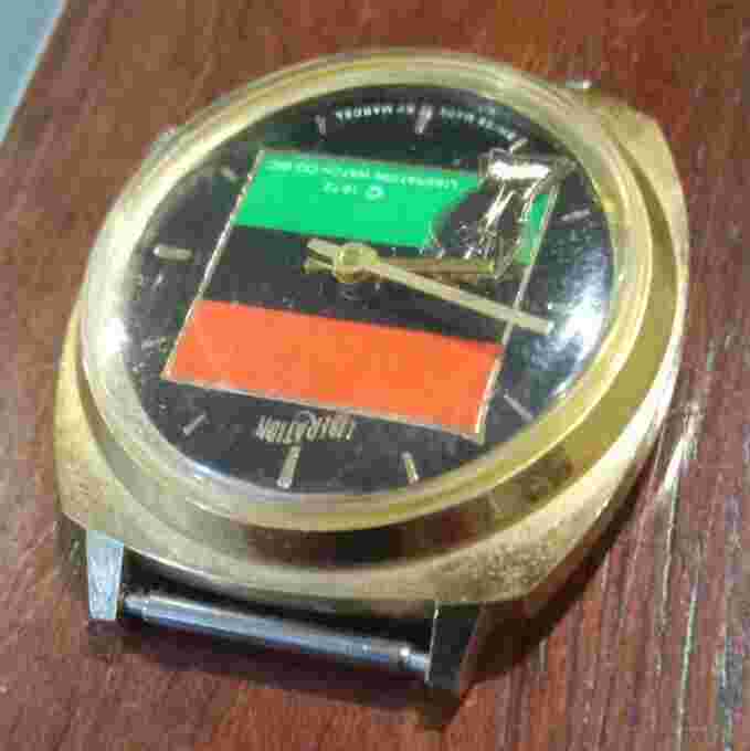 1972 African  Liberation Day With Shaking Hand Men's Watch Working