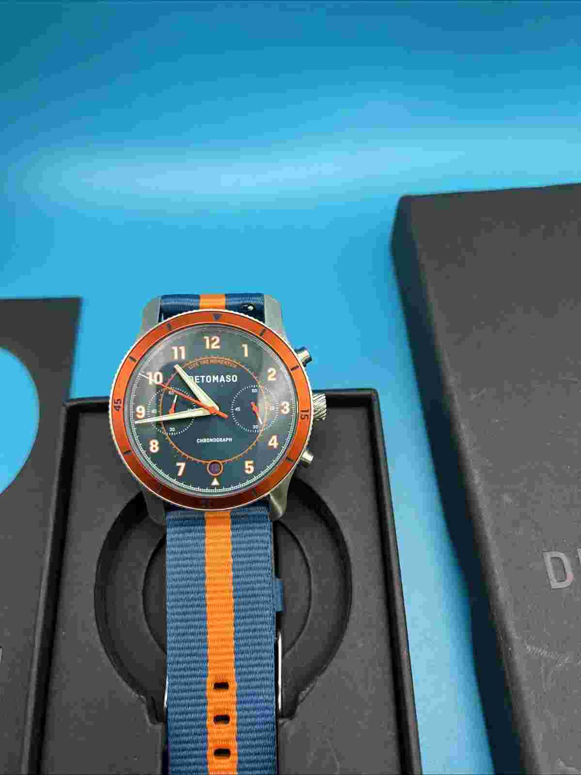 NEW Detomaso Venture Chronograph D11-03 Orange Blue Limited Mens Wrist Watch