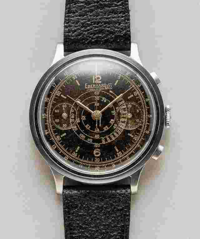 Eberhard & Co.
                           
                                 40mm Step-case Chronograph Tropical Gilt Dial