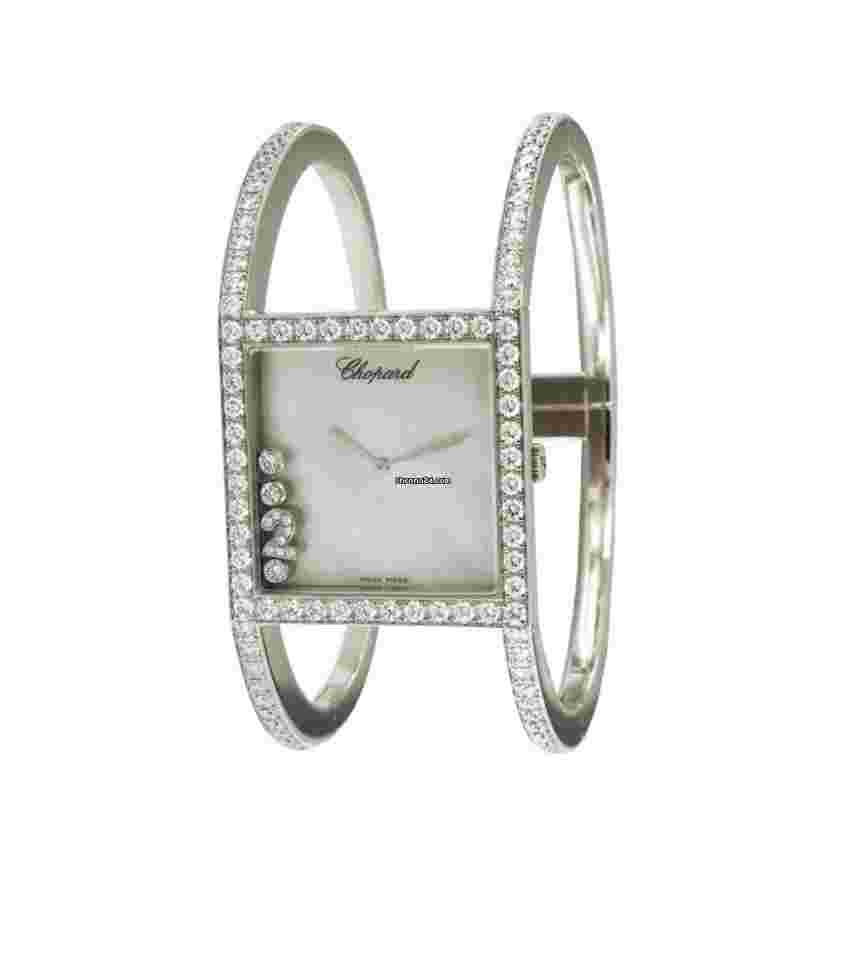 Chopard Happy Sport
                           
                                 18 Karat White Gold