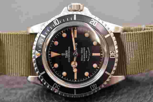 Tudor Submariner
                           
                                 7928 underline