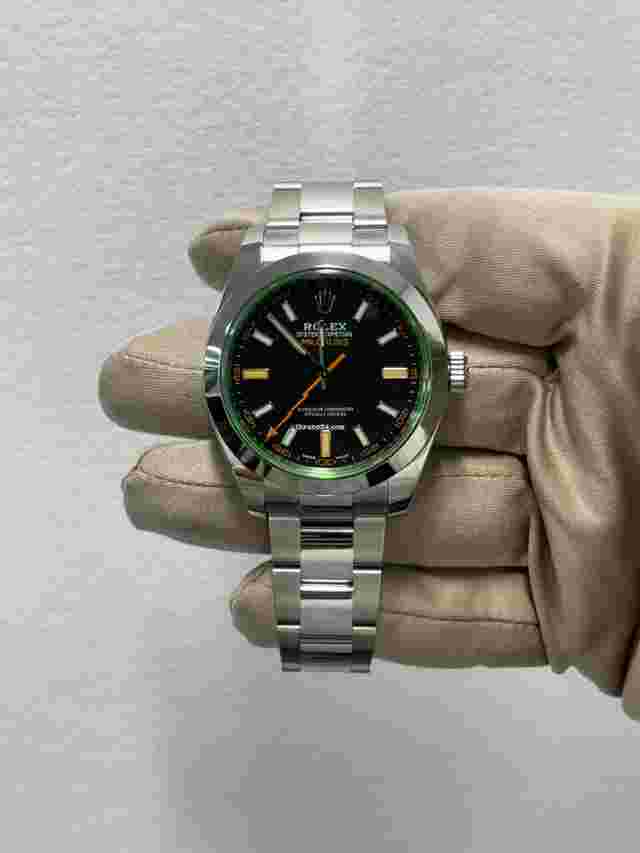 Rolex Milgauss
                           
                                 Black 116400GV 2023 Unworn 2023